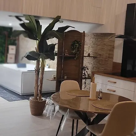 Nid D Indonezen Balneo & Table De Massage بيت للعطل *