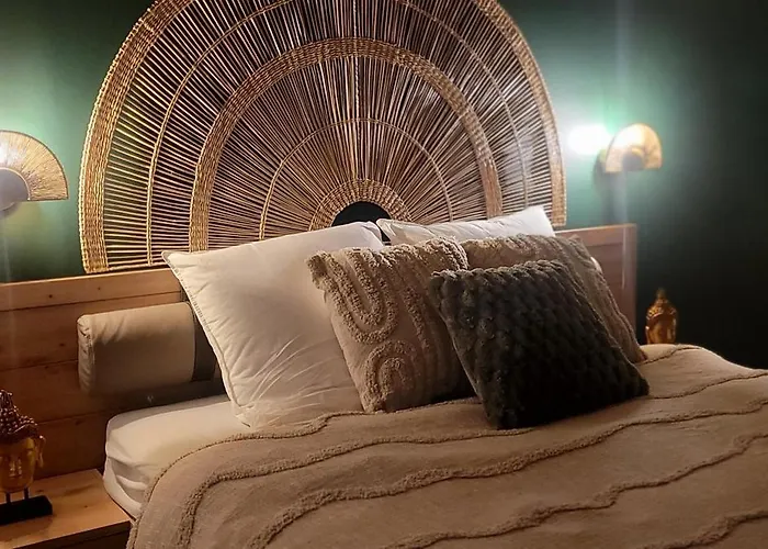 Nid D Indonezen Balneo & Table De Massage * Saint-Nicolas-de-la-Grave