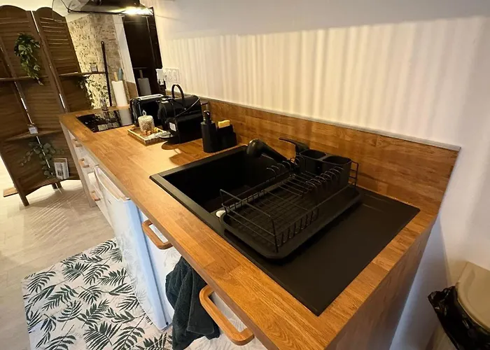 Dom wakacyjny Nid D Indonezen Balneo & Table De Massage *